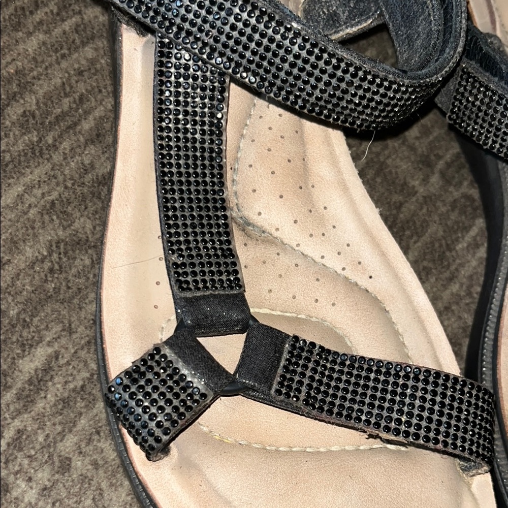 Gray Textured Fabric Sofa - Picture 3 of 5